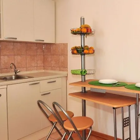 Apartment In With Sea View, Balcony, Air Conditioning, Wi-fi *
