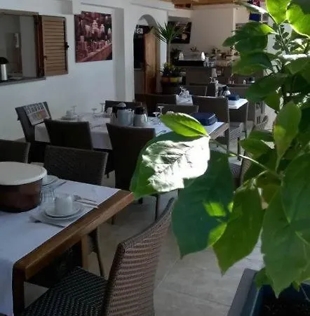 In With Sea View, Balcony, Air Conditioning, Wi-fi Apartment Duce